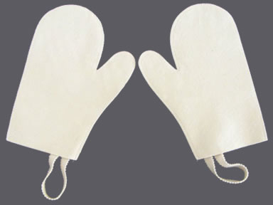 A pair of natural white wool felt sauna gloves with one-piece-structure.